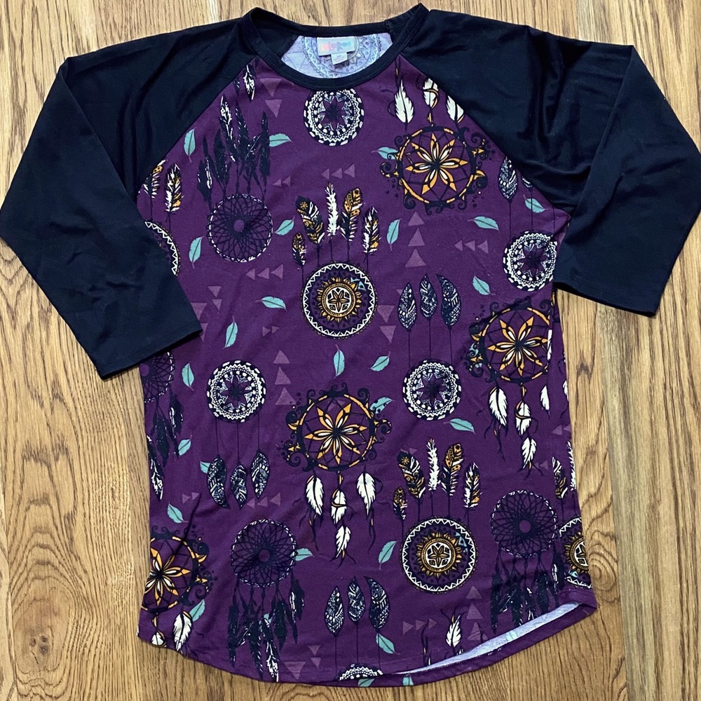 LuLaRoe Dream Catcher Randy T - SIZE M